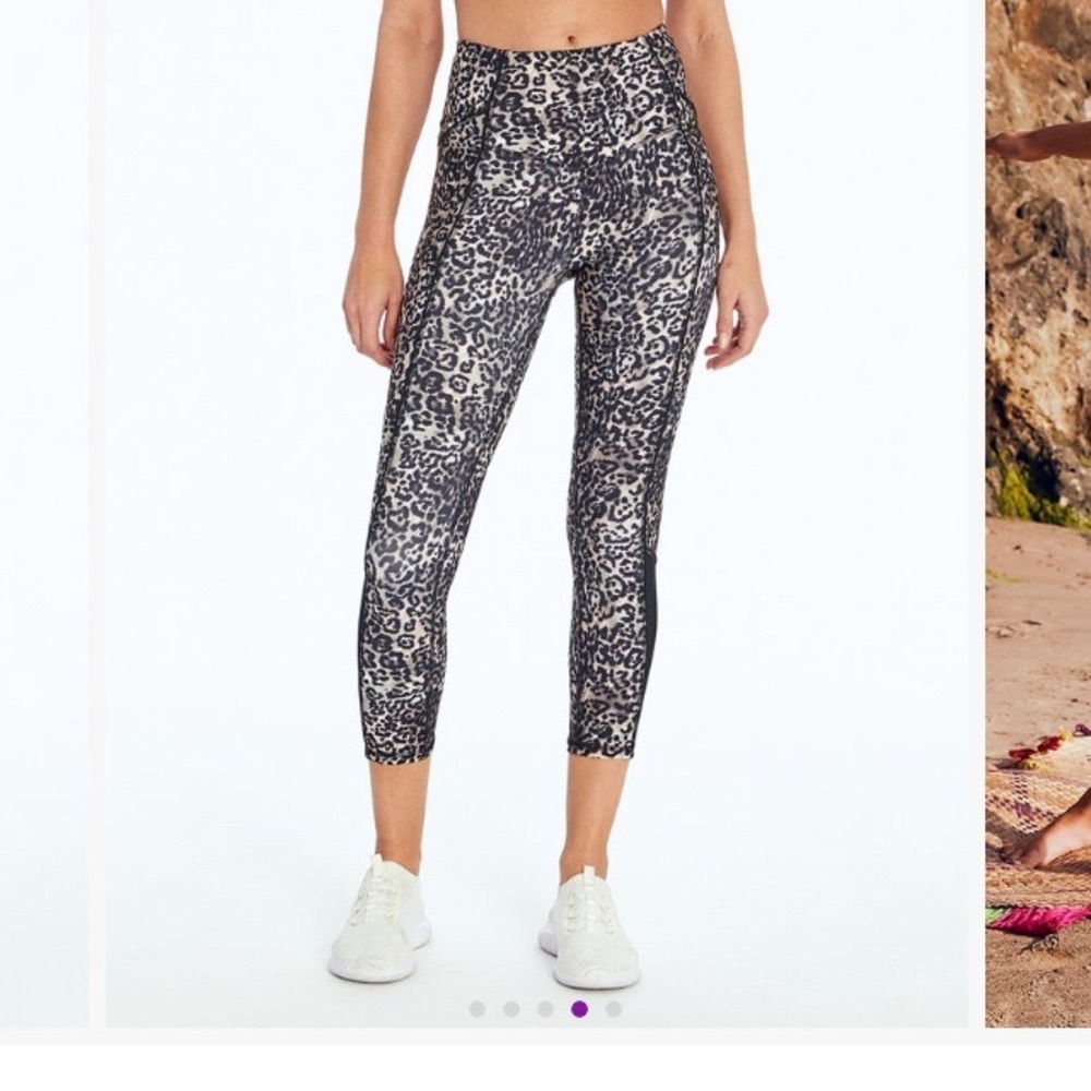 Jessica Simpson Cheetah Pocket Leggings